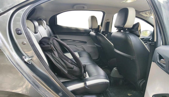 2023 Tata Tiago XT PETROL, Petrol, Manual, 12,184 km, interior