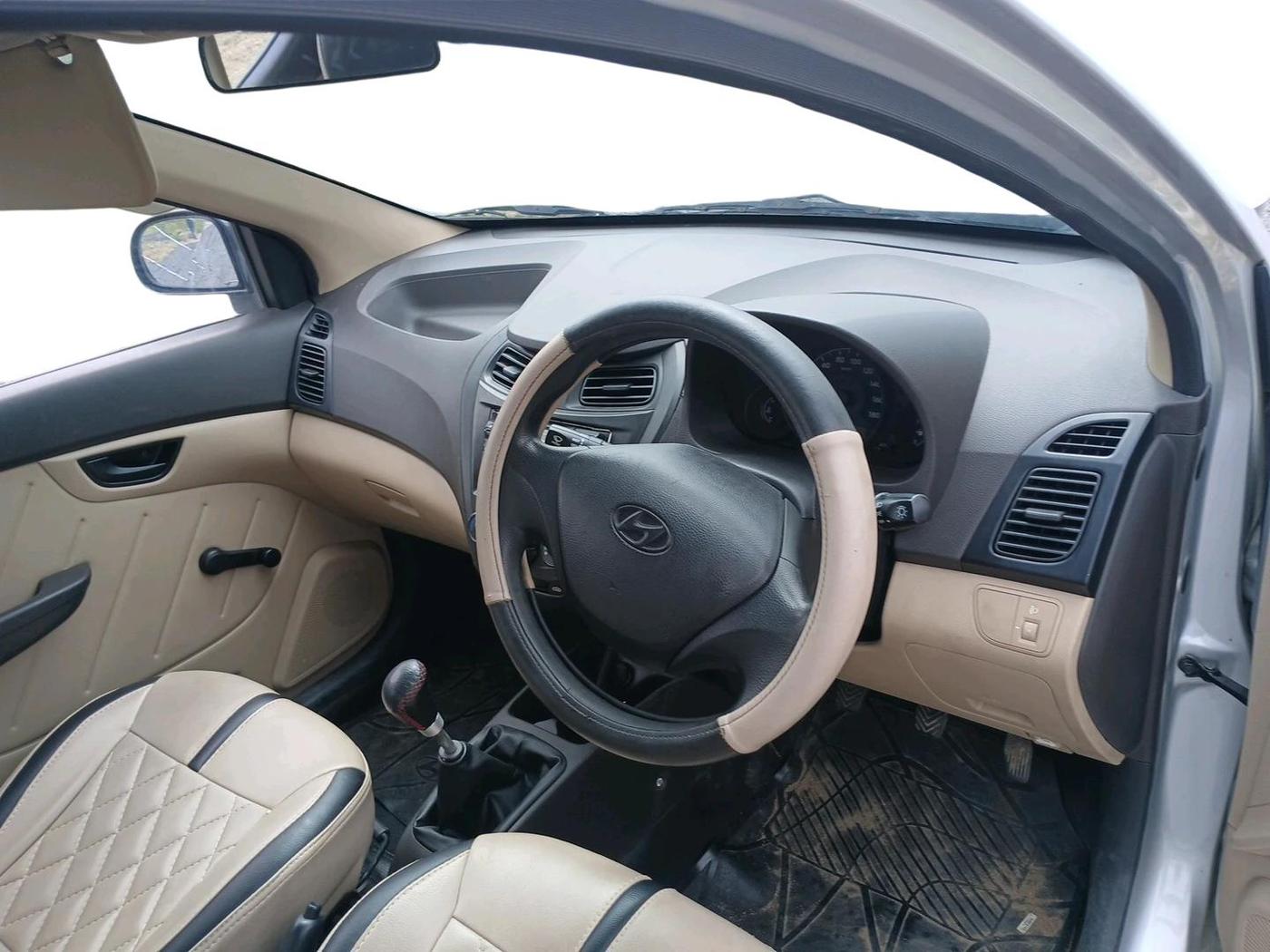 2013 Hyundai Eon D-LITE+, Petrol, Manual, 50,144 km, interior