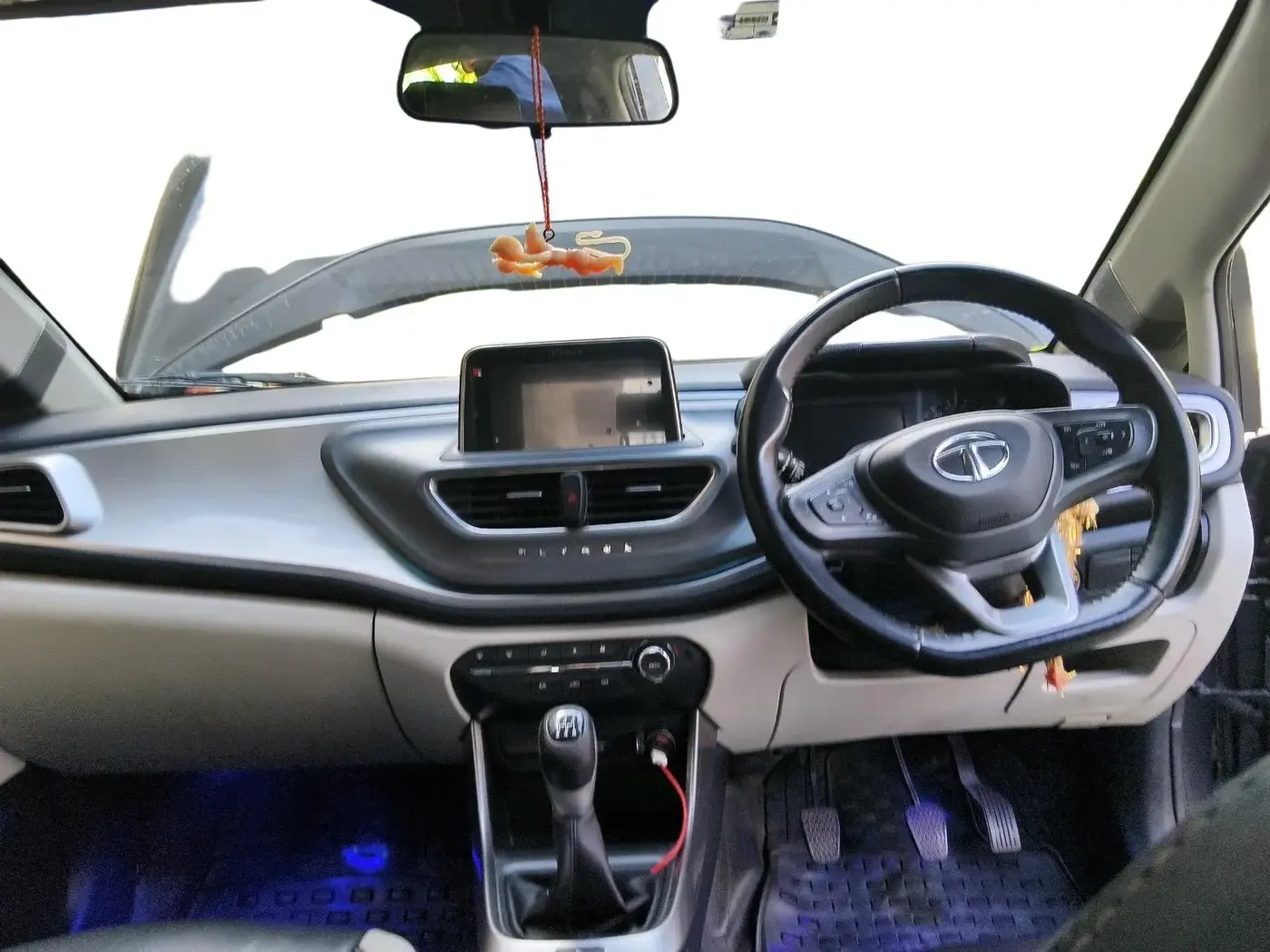 2021 Tata ALTROZ XZ PETROL, Petrol, Manual, 40,611 km, interior