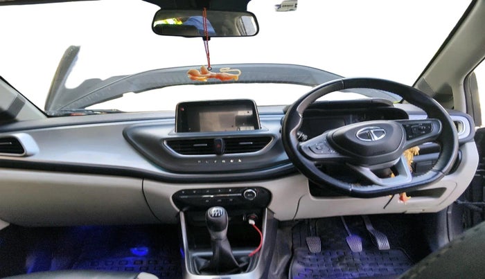 2021 Tata ALTROZ XZ PETROL, Petrol, Manual, 40,611 km, interior