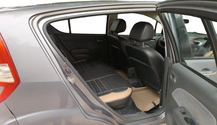 2009 Maruti Ritz VDI, Diesel, Manual, 1,14,734 km, interior