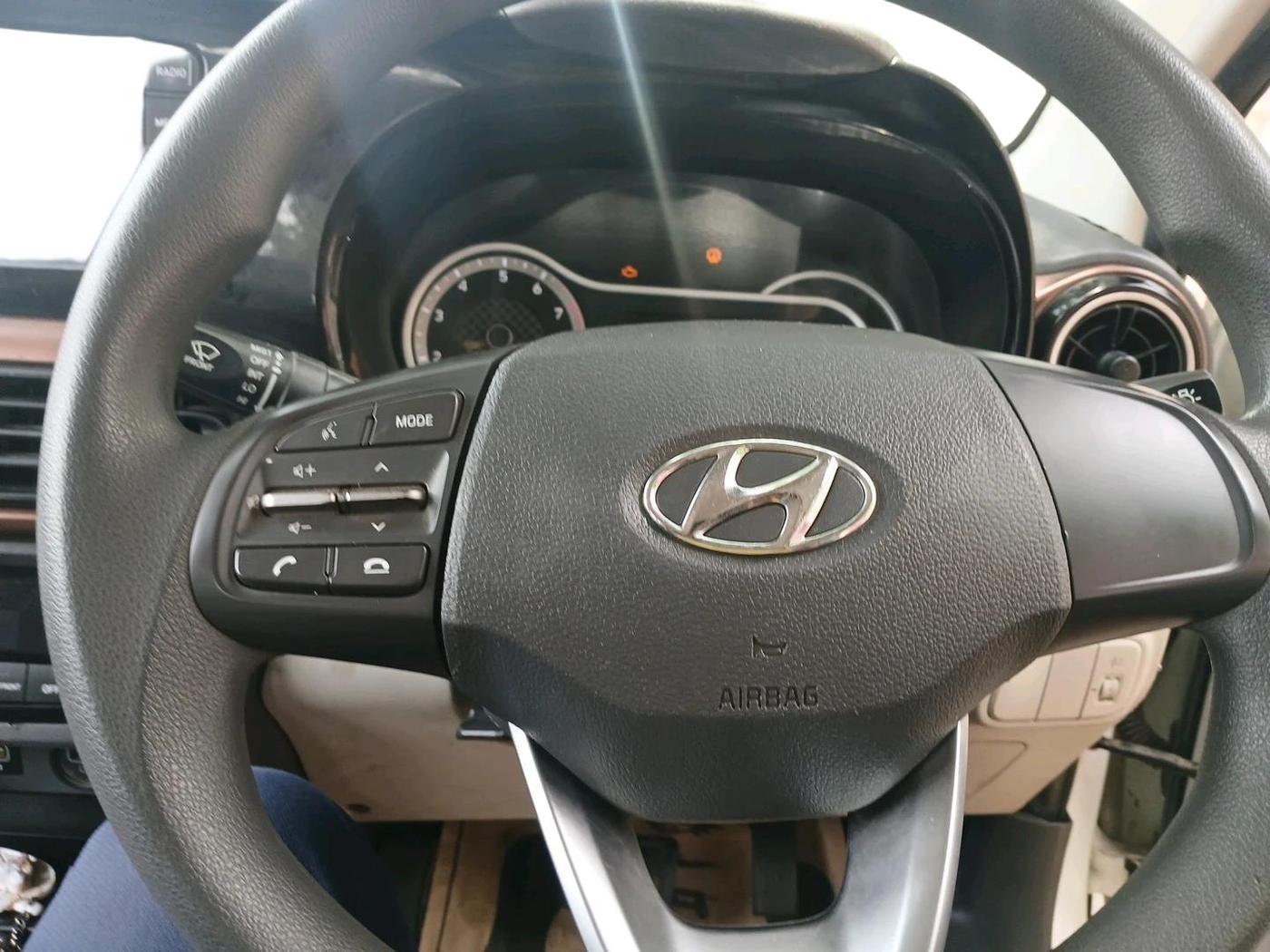 2020 Hyundai AURA SX PLUS 1.2 AMT, Petrol, Automatic, 36,139 km, interior