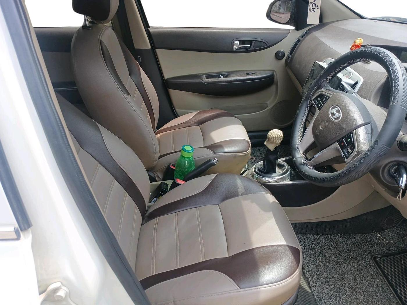 2012 Hyundai i20 SPORTZ 1.4 CRDI, Diesel, Manual, 1,08,759 km, interior