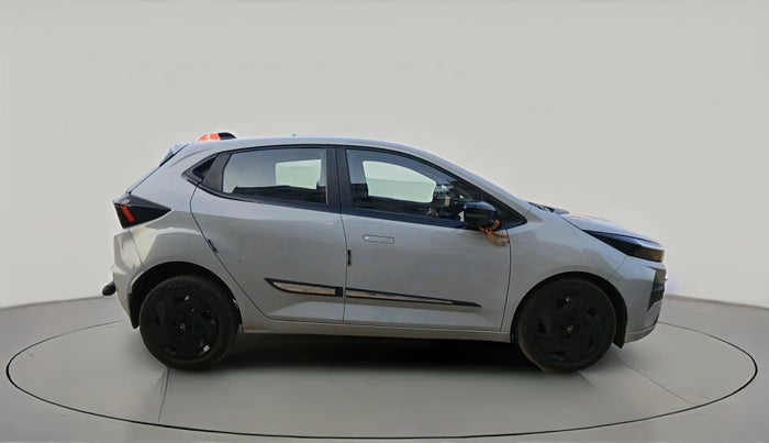 2025 Tata ALTROZ Creative S Petrol 5MT, Petrol, Manual, 17,759 km, exterior