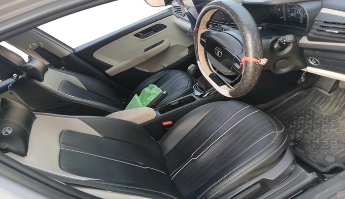 2025 Tata ALTROZ Creative S Petrol 5MT, Petrol, Manual, 17,759 km, interior