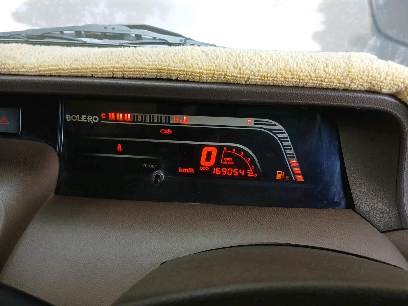 2012 Mahindra Bolero ZLX BS IV, Diesel, Manual, 1,69,054 km, interior