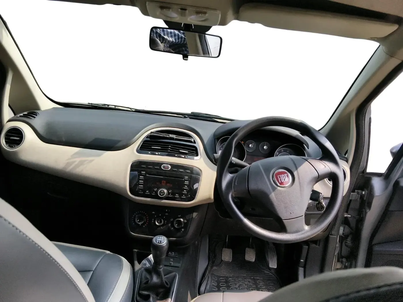 2015 Fiat Punto EVO DYNAMIC 1.2, CNG, Manual, 86,064 km, interior