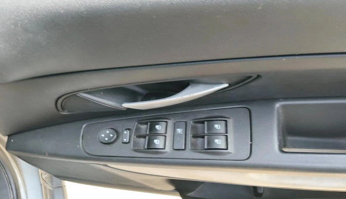 2015 Fiat Punto EVO DYNAMIC 1.2, CNG, Manual, 86,052 km, interior