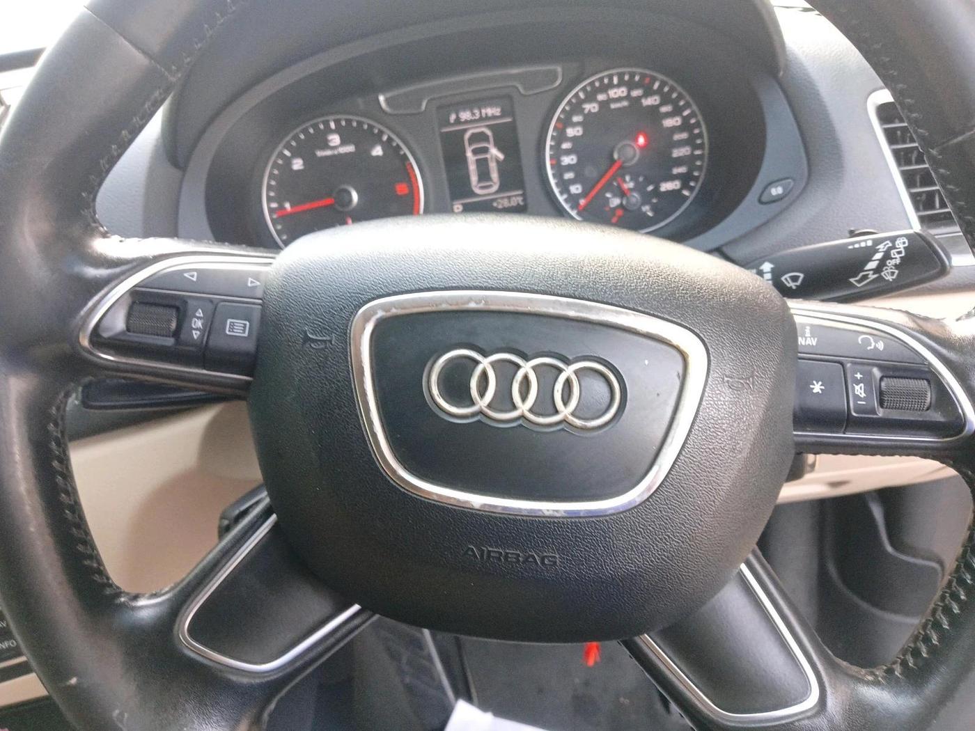 2017 Audi Q3 35 TDI Quattro, Diesel, Automatic, 1,28,234 km, interior