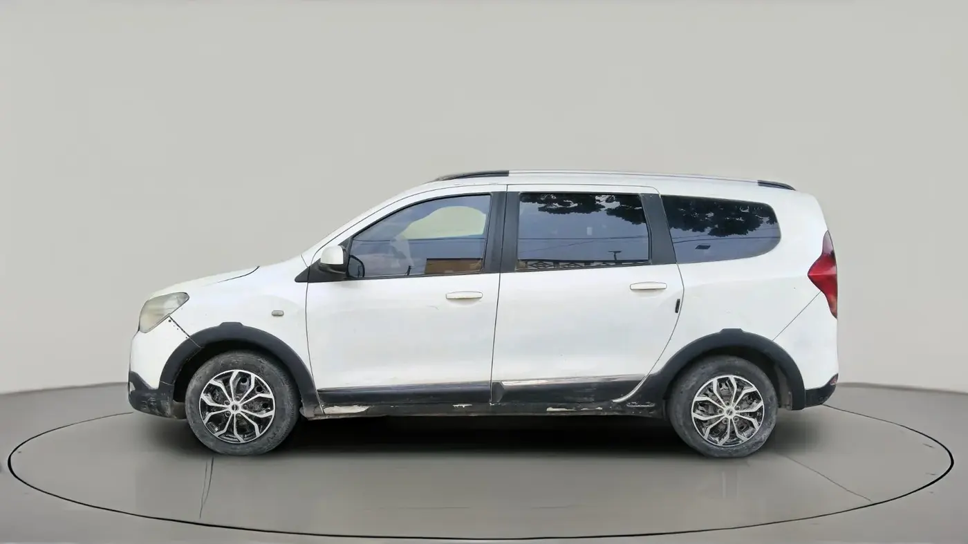 2015 Renault Lodgy 110 PS RXZ, Diesel, Manual, 1,65,222 km, exterior