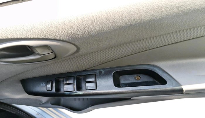 2011 Toyota Etios G, Petrol, Manual, 2,78,348 km, interior