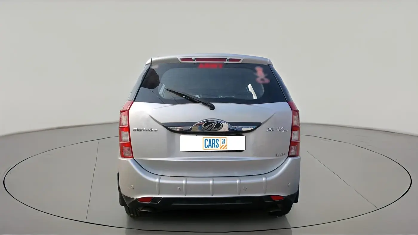 2016 Mahindra XUV500 W10 1.99, Diesel, Manual, 1,08,288 km, exterior