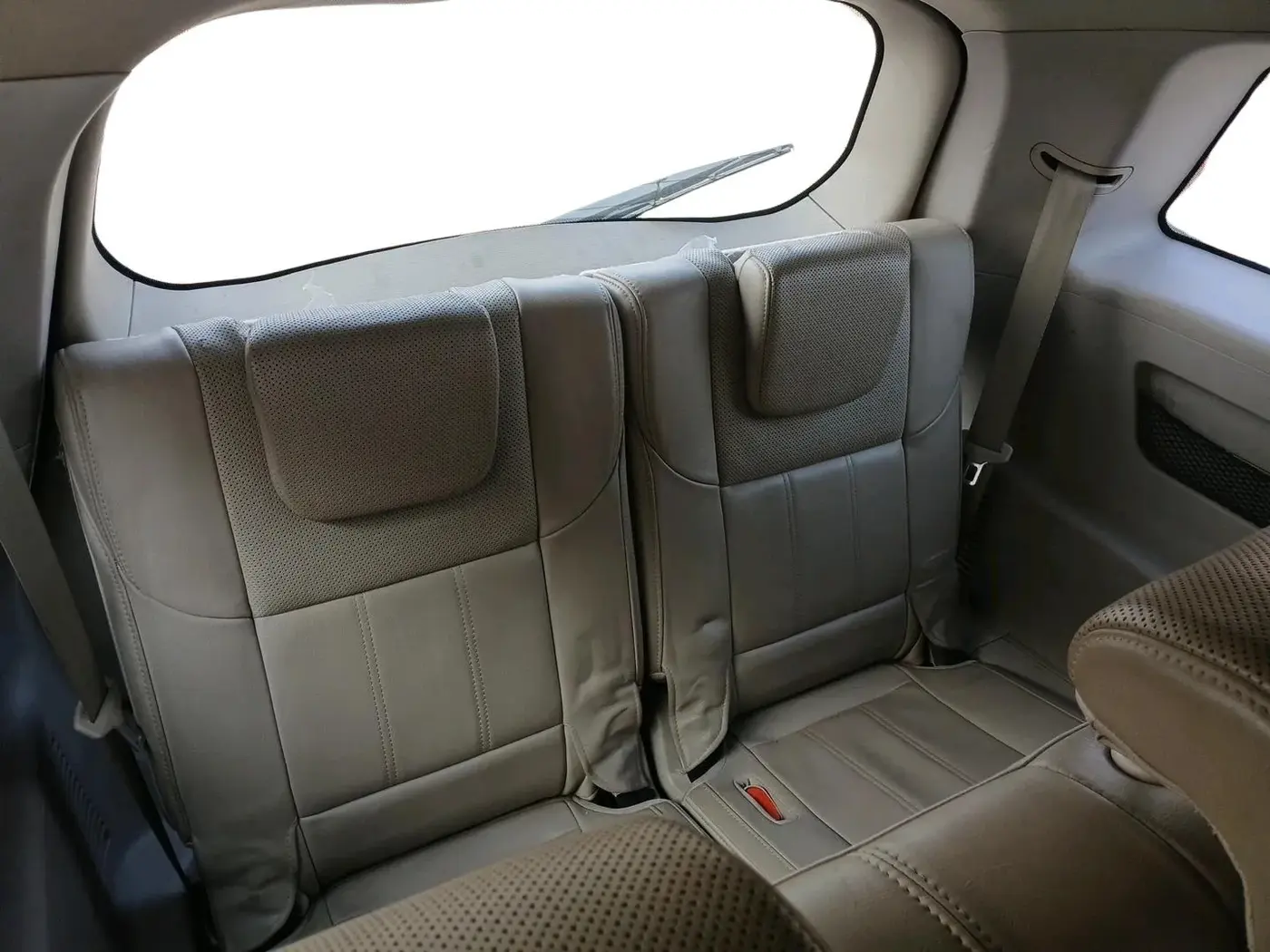 2016 Mahindra XUV500 W10 1.99, Diesel, Manual, 1,08,288 km, interior