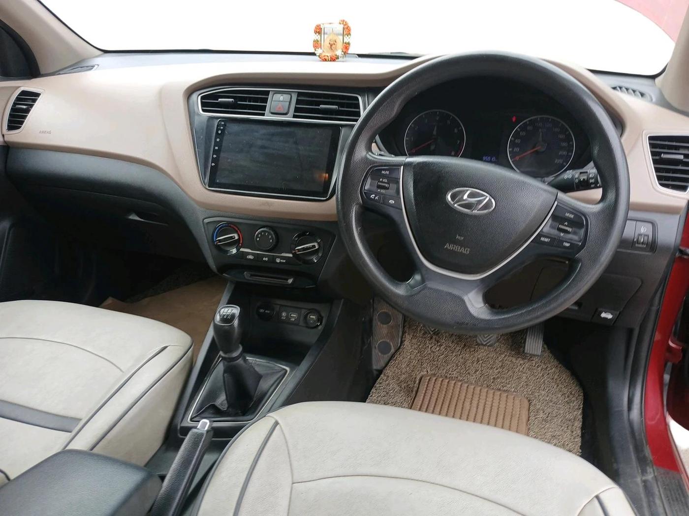 2019 Hyundai Elite i20 SPORTZ PLUS 1.2, Petrol, Manual, 95,010 km, interior