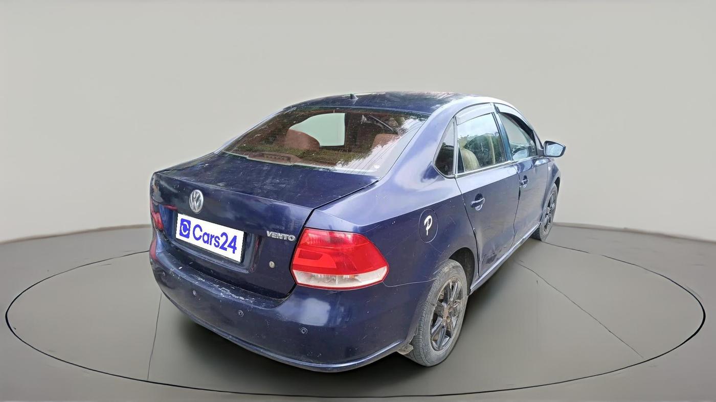2011 Volkswagen Vento HIGHLINE 1.6 MPI, Petrol, Manual, 99,093 km, exterior