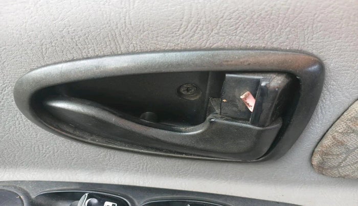 2005 Hyundai Accent VIVA CRDI, Diesel, Manual, 1,77,133 km, interior