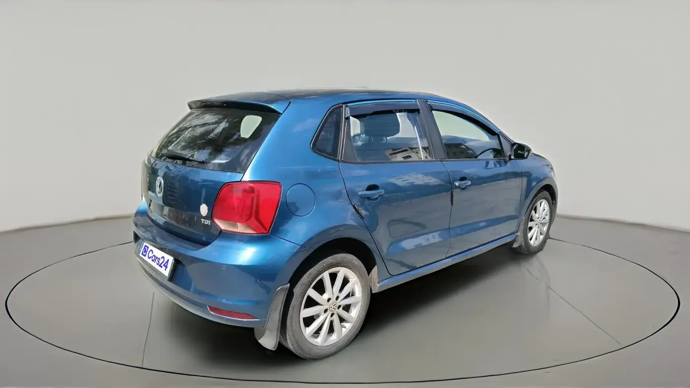 2017 Volkswagen Polo HIGHLINE PLUS 1.5 16 ALLOY, Diesel, Manual, 1,12,957 km, exterior