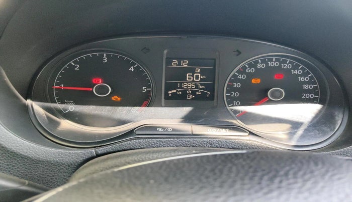 2017 Volkswagen Polo HIGHLINE PLUS 1.5 16 ALLOY, Diesel, Manual, 1,12,957 km, interior