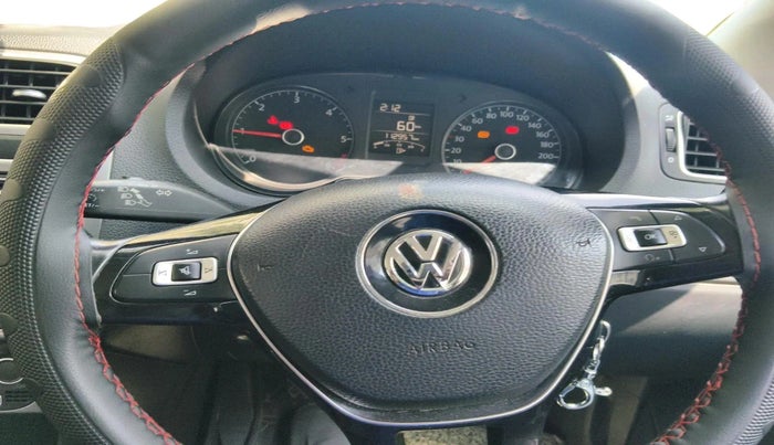 2017 Volkswagen Polo HIGHLINE PLUS 1.5 16 ALLOY, Diesel, Manual, 1,12,957 km, interior