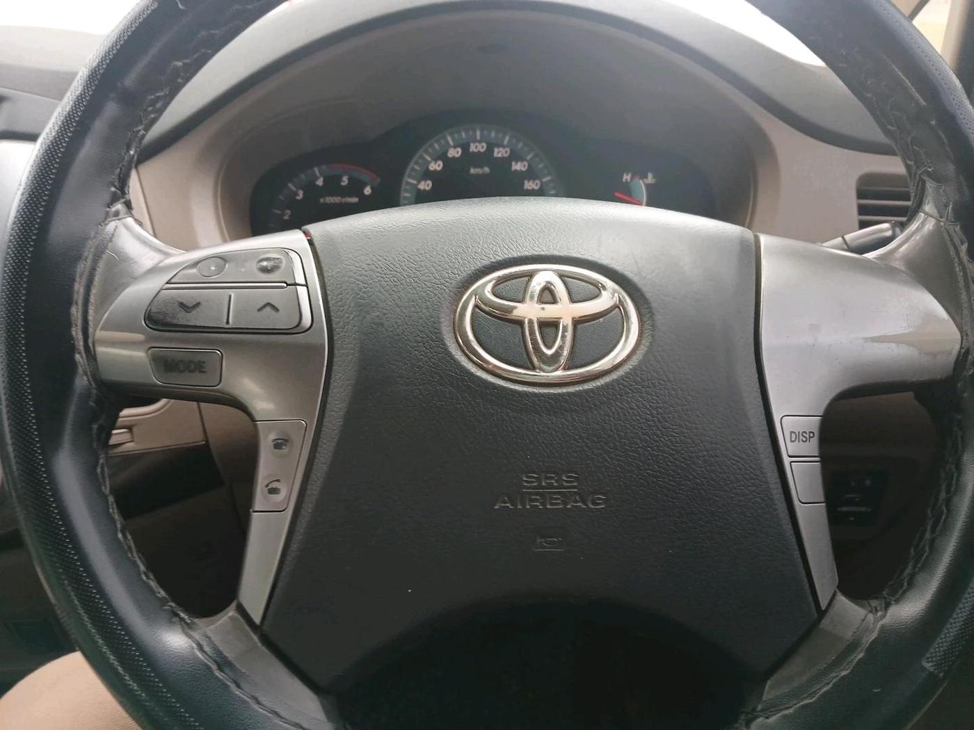 2015 Toyota Innova 2.5 ZX 7 STR, Diesel, Manual, 1,82,007 km, interior