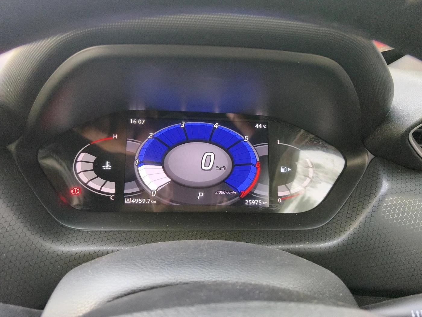 2021 Nissan MAGNITE XV PREMIUM TURBO (O) CVT, Petrol, Automatic, 25,975 km, interior