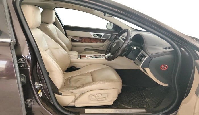 2012 Jaguar XF 3.0 DIESEL, Diesel, Automatic, 1,02,395 km, interior