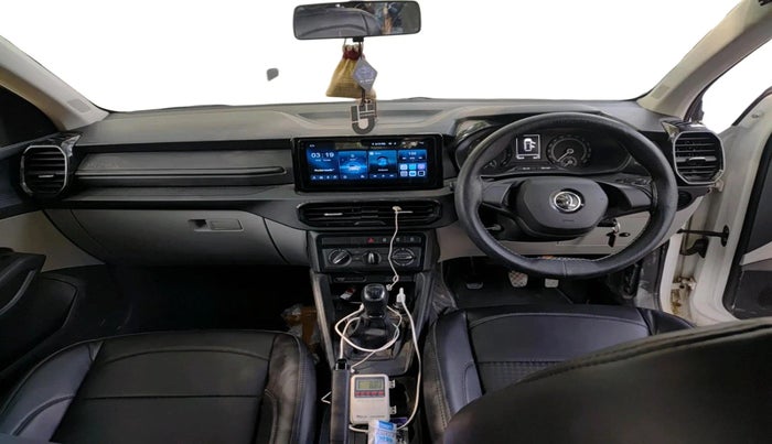 2025 Skoda KUSHAQ Classic 1.0L TSI, Petrol, Manual, 12,019 km, interior