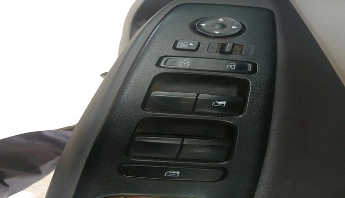 2020 Hyundai GRAND I10 NIOS SPORTZ 1.2 KAPPA VTVT CNG, CNG, Manual, 62,319 km, interior