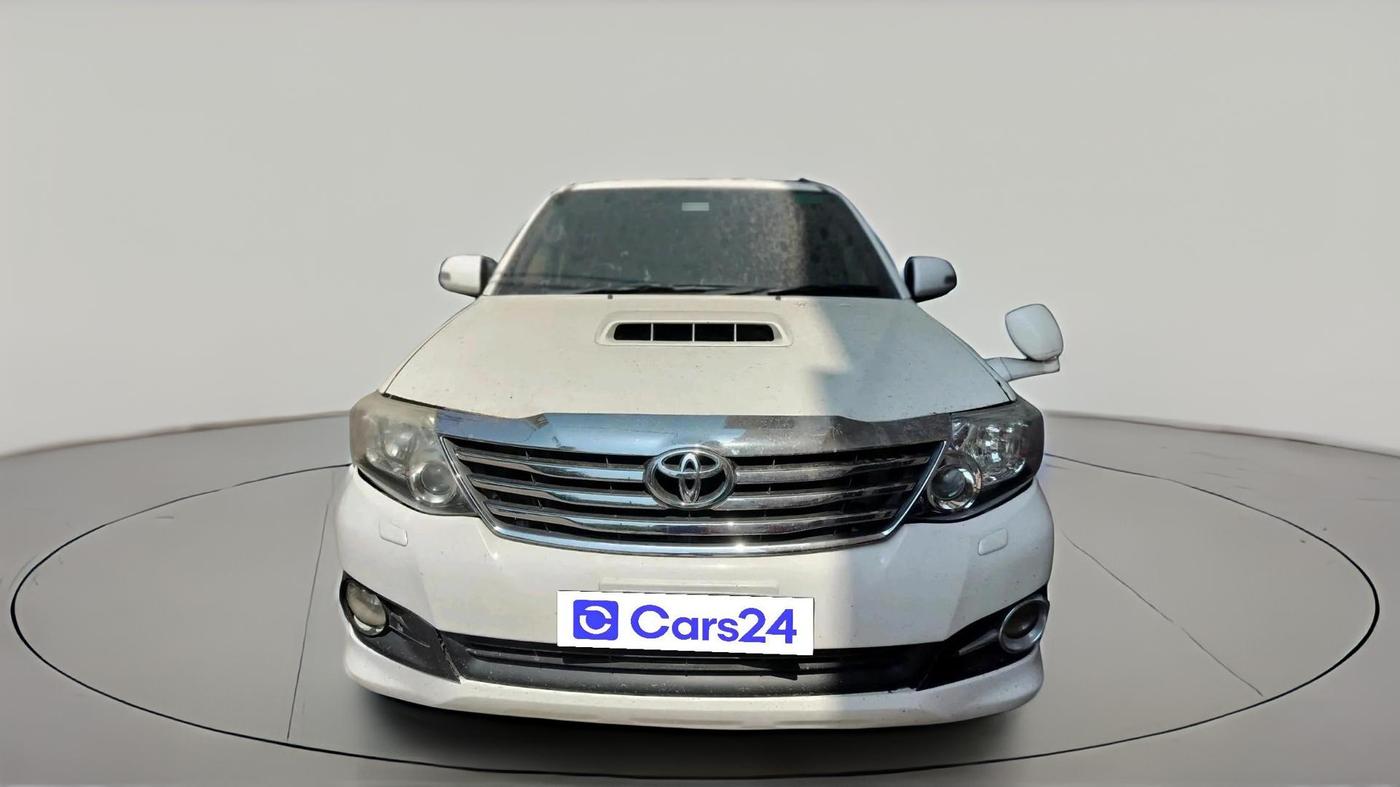 2016 Toyota Fortuner 3.0 4X2 MT, Diesel, Manual, 1,43,683 km, exterior