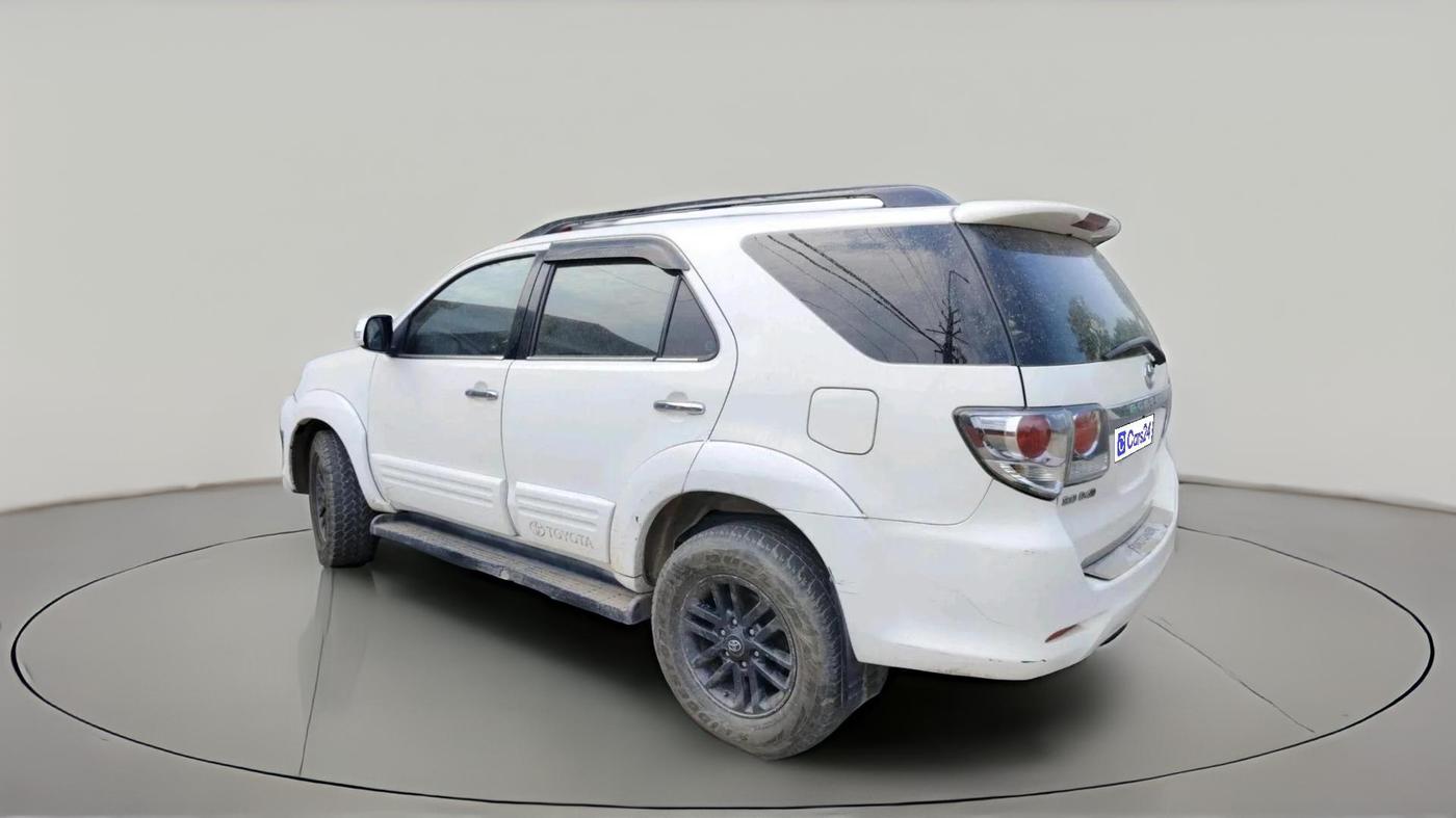 2016 Toyota Fortuner 3.0 4X2 MT, Diesel, Manual, 1,43,683 km, exterior