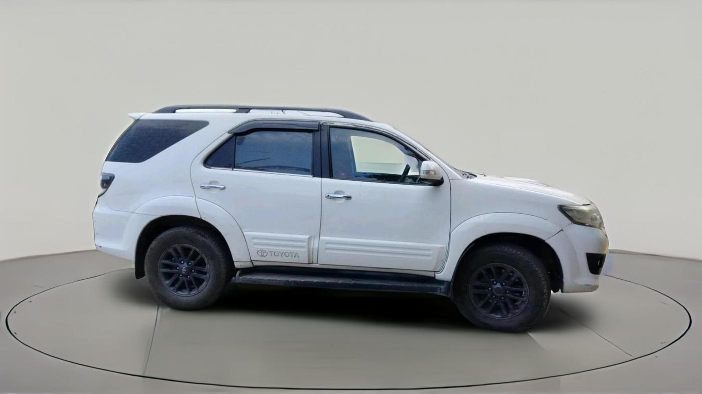 2016 Toyota Fortuner 3.0 4X2 MT, Diesel, Manual, 1,43,683 km, exterior