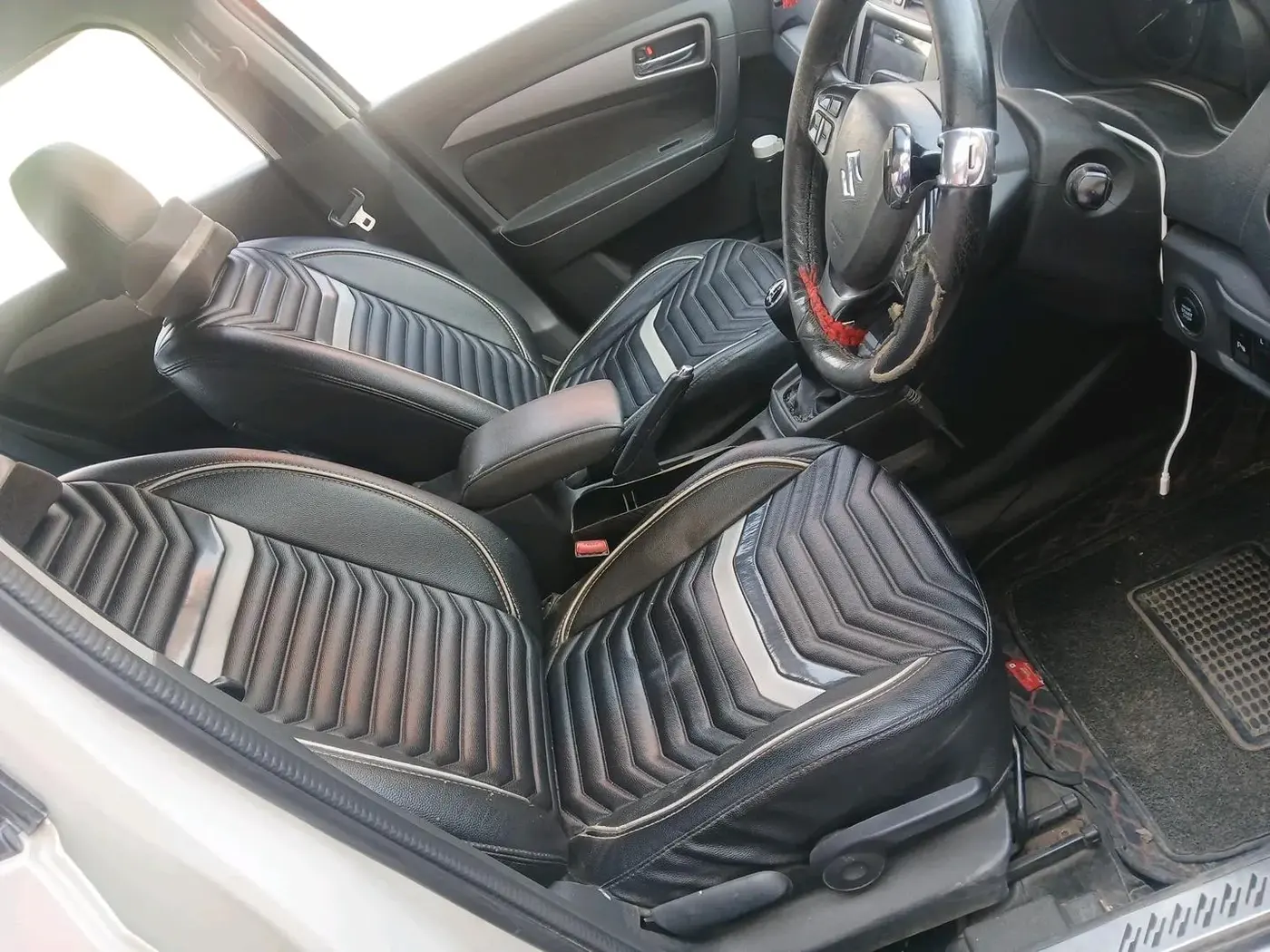2018 Maruti Vitara Brezza ZDI PLUS, Diesel, Manual, 90,180 km, interior