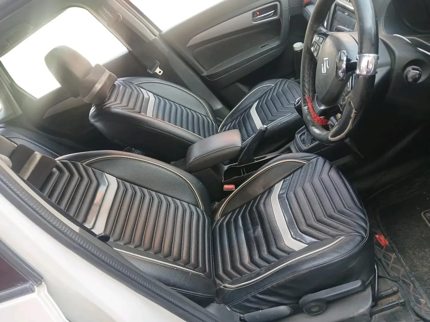 2018 Maruti Vitara Brezza ZDI PLUS, Diesel, Manual, 90,180 km, interior