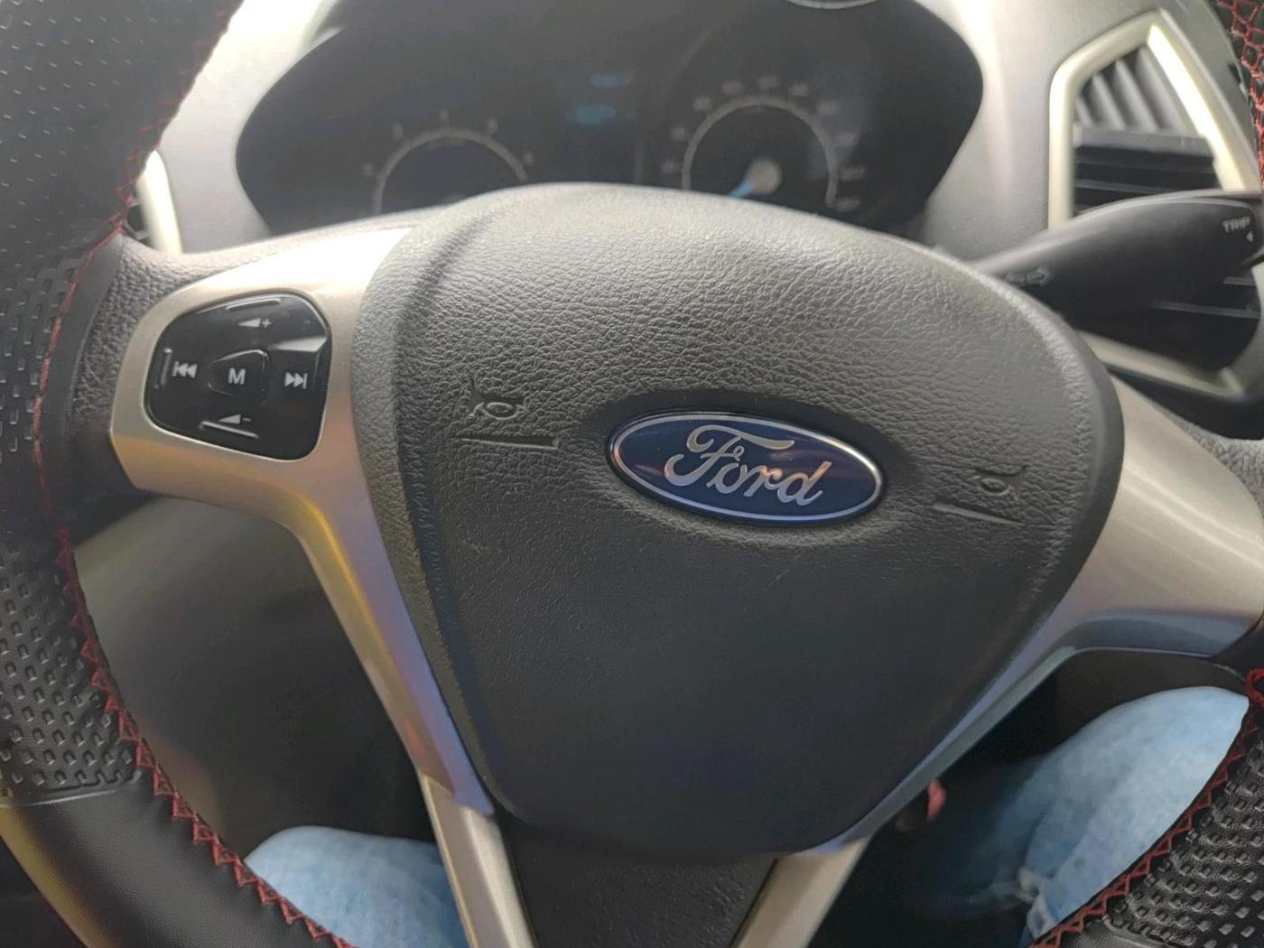 2016 Ford Ecosport TREND 1.5L PETROL, Petrol, Manual, 1,16,024 km, interior
