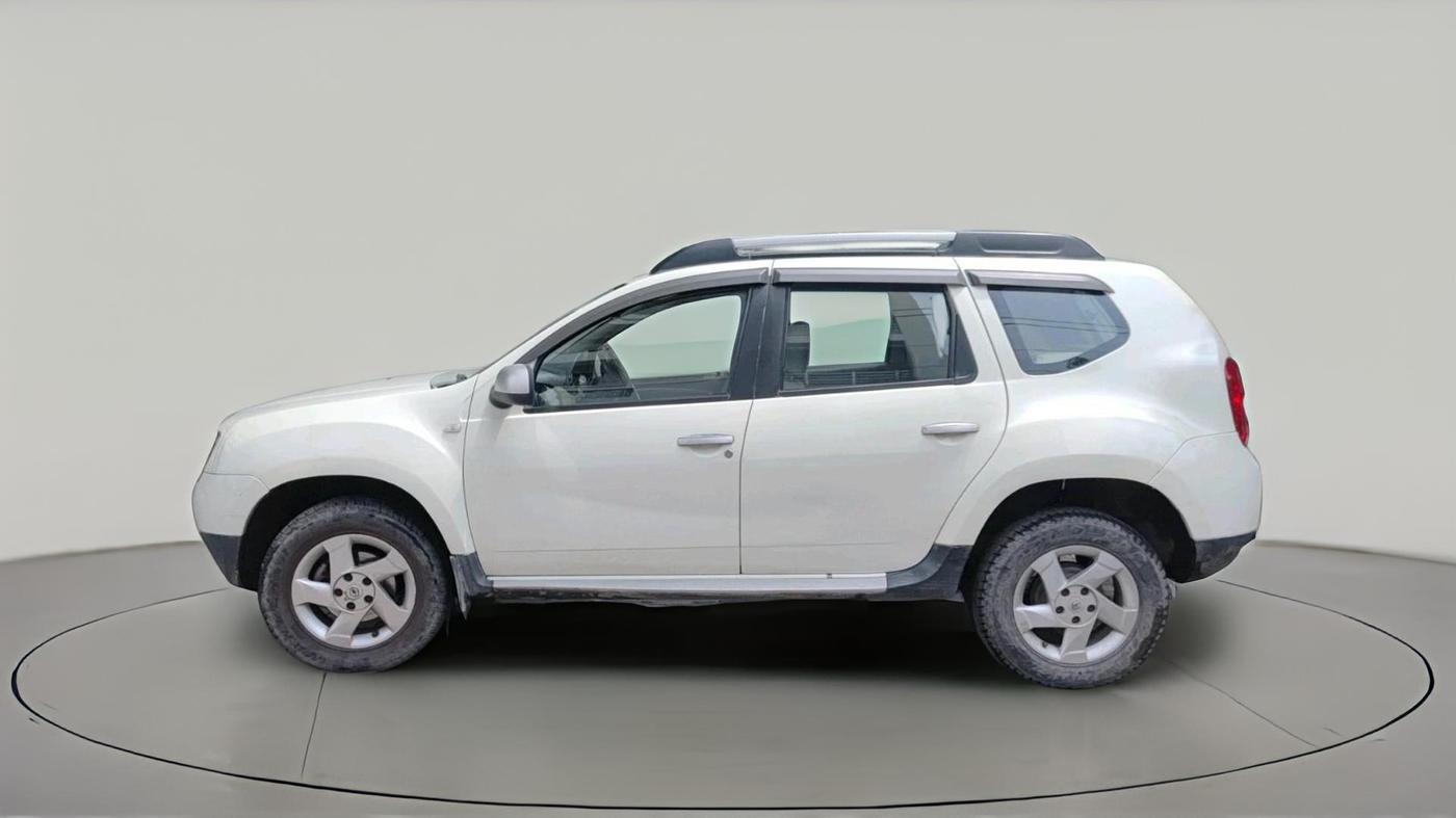 2015 Renault Duster 110 PS RXZ DIESEL, Diesel, Manual, 1,03,504 km, exterior