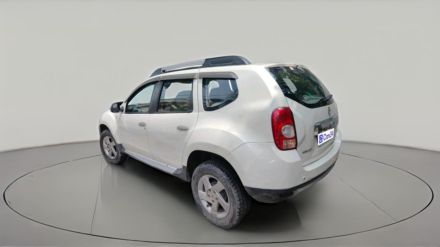 2015 Renault Duster 110 PS RXZ DIESEL, Diesel, Manual, 1,03,504 km, exterior