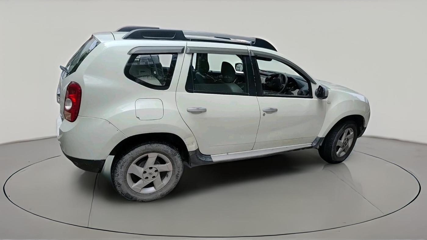 2015 Renault Duster 110 PS RXZ DIESEL, Diesel, Manual, 1,03,504 km, exterior