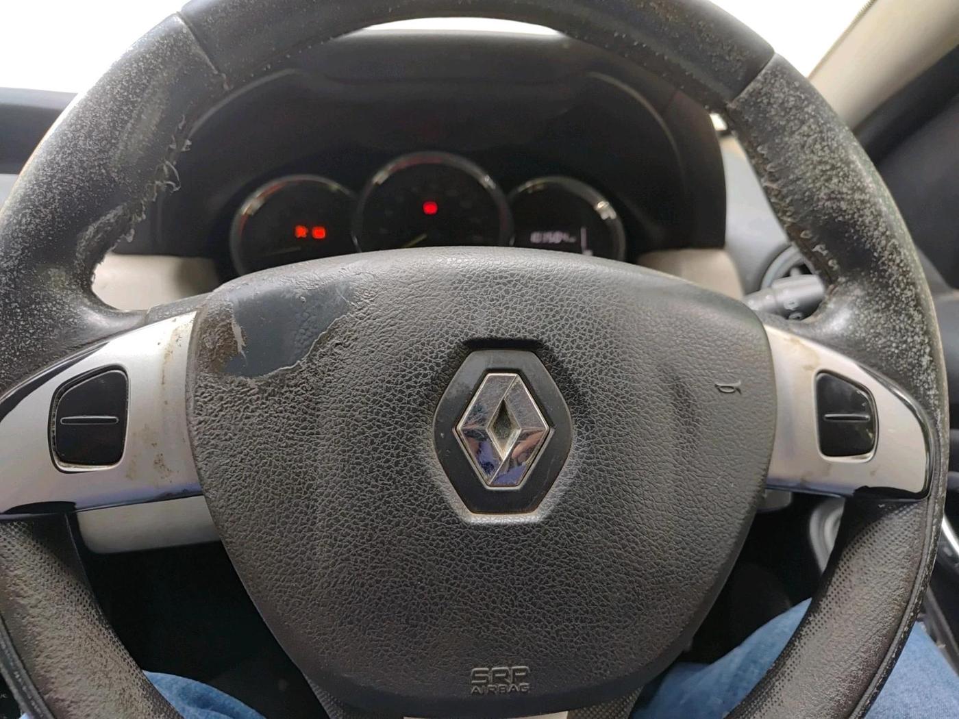 2015 Renault Duster 110 PS RXZ DIESEL, Diesel, Manual, 1,03,504 km, interior