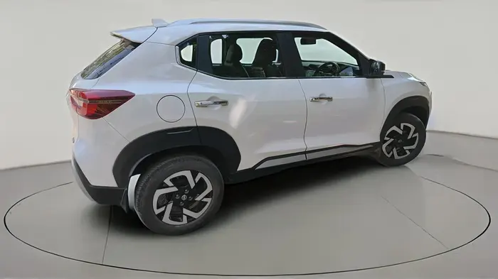 2024 Nissan MAGNITE XV PREMIUM TURBO CVT, Petrol, Automatic, 23,748 km, exterior