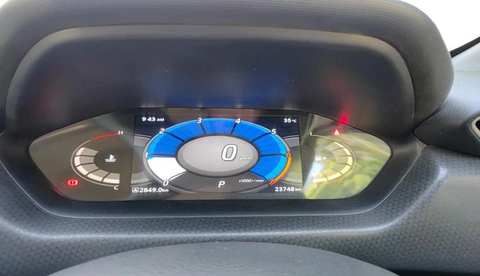 2024 Nissan MAGNITE XV PREMIUM TURBO CVT, Petrol, Automatic, 23,748 km, interior