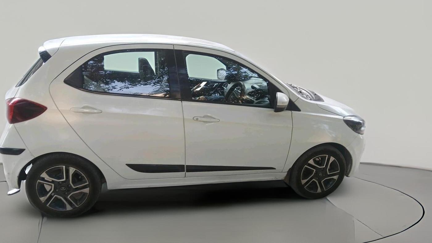 2019 Tata Tiago XZ PLUS PETROL, Petrol, Manual, 1,03,282 km, exterior