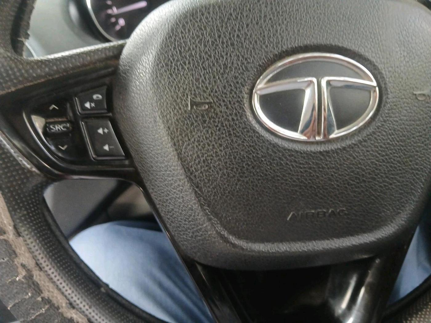 2019 Tata Tiago XZ PLUS PETROL, Petrol, Manual, 1,03,282 km, interior