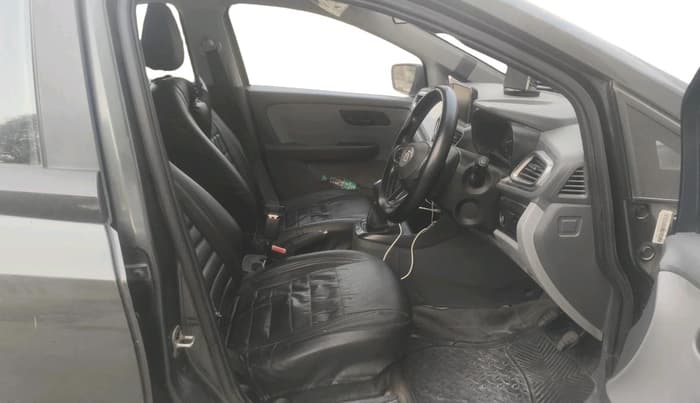 2020 Tata ALTROZ XT PETROL, Petrol, Manual, 75,918 km, interior