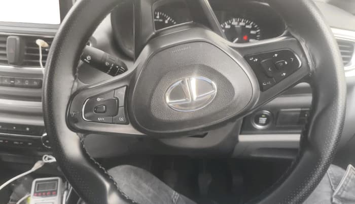2020 Tata ALTROZ XT PETROL, Petrol, Manual, 75,918 km, interior