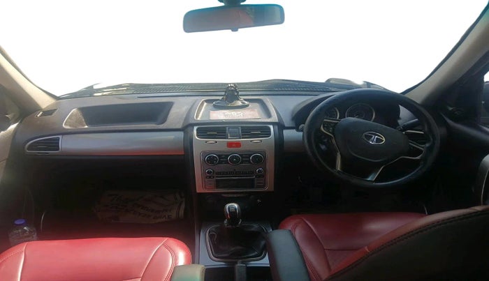 2016 Tata Safari Storme 2.2 EX 4X2, Diesel, Manual, 1,29,557 km, interior