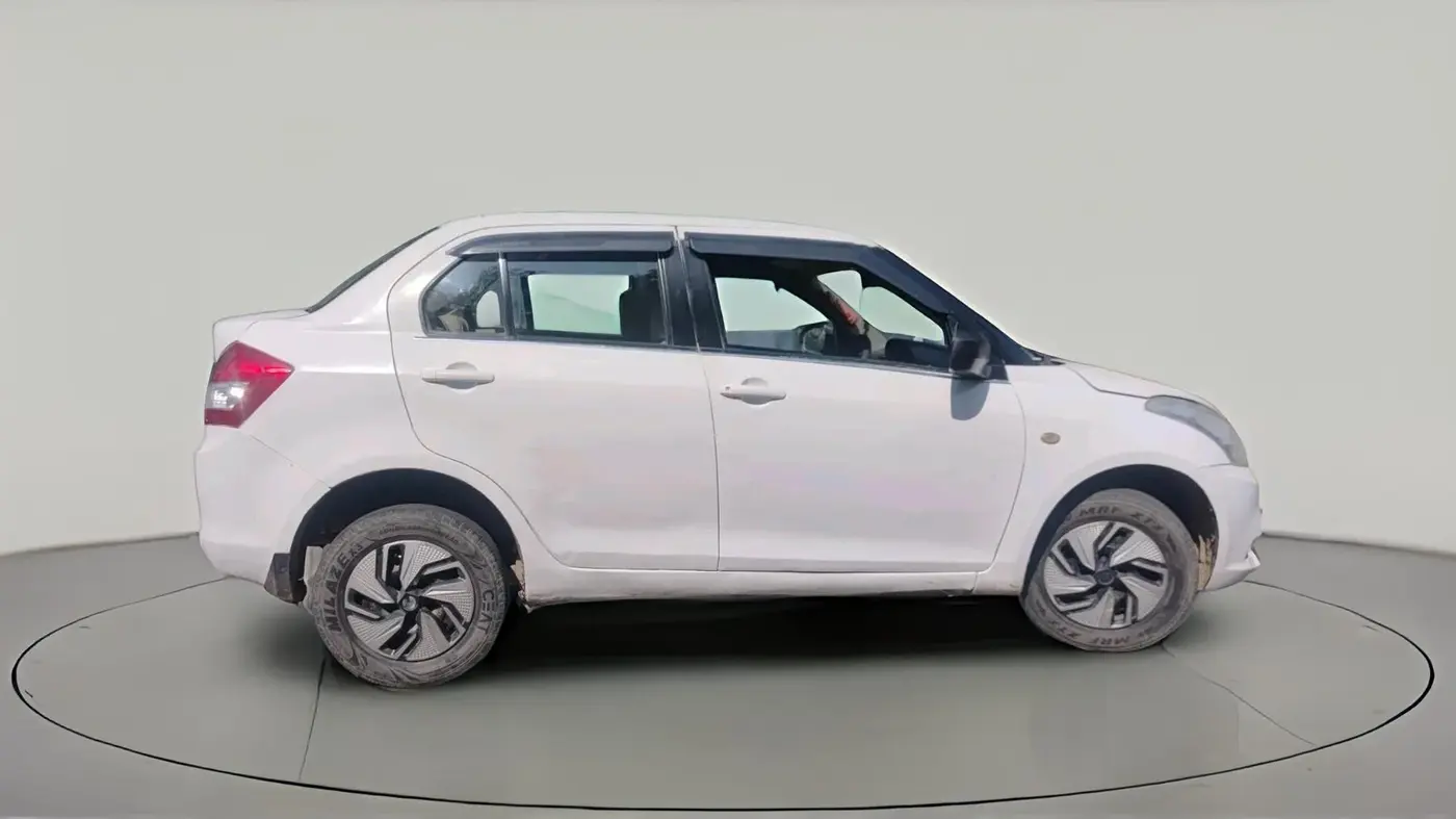 2016 Maruti Swift Dzire LXI, CNG, Manual, 96,818 km, exterior