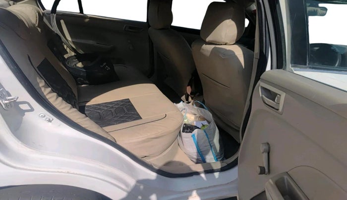 2016 Maruti Swift Dzire LXI, CNG, Manual, 96,818 km, interior