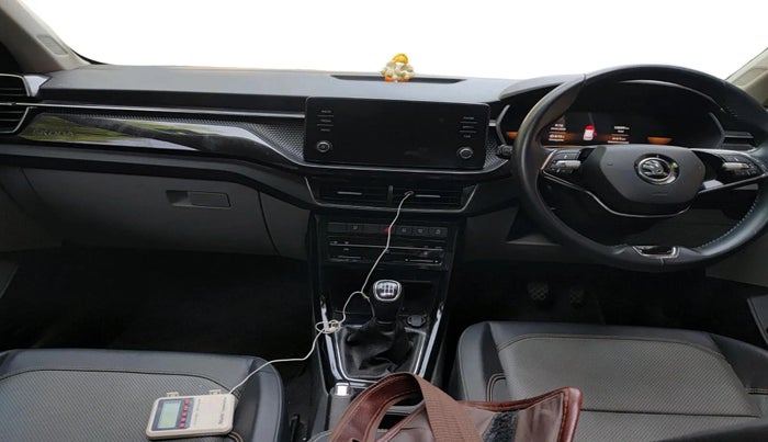 2023 Skoda KUSHAQ STYLE 1.0L TSI MT, Petrol, Manual, 15,039 km, interior