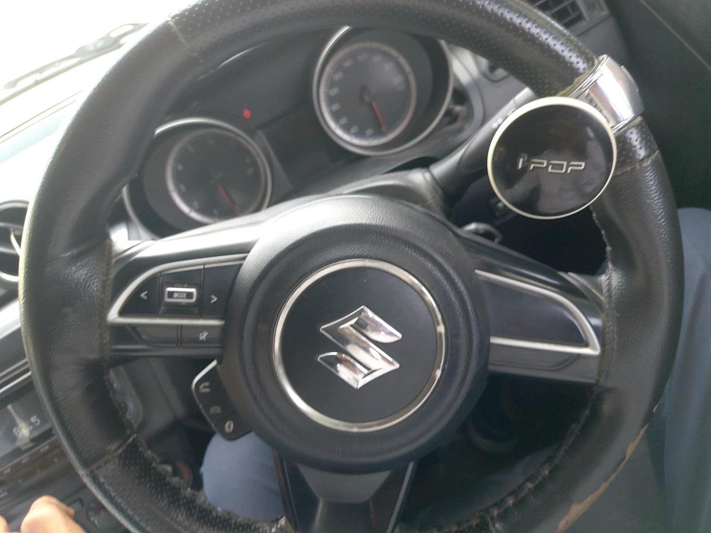 2018 Maruti Swift VXI, CNG, Manual, 87,836 km, interior