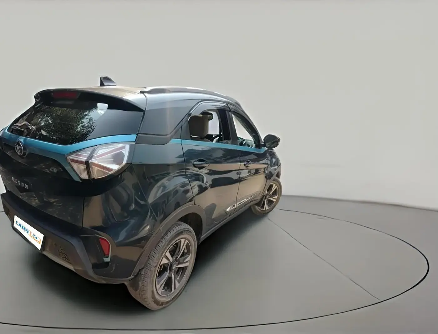 2022 Tata NEXON EV XZ PLUS LUX, Electric, Automatic, 33,557 km, exterior